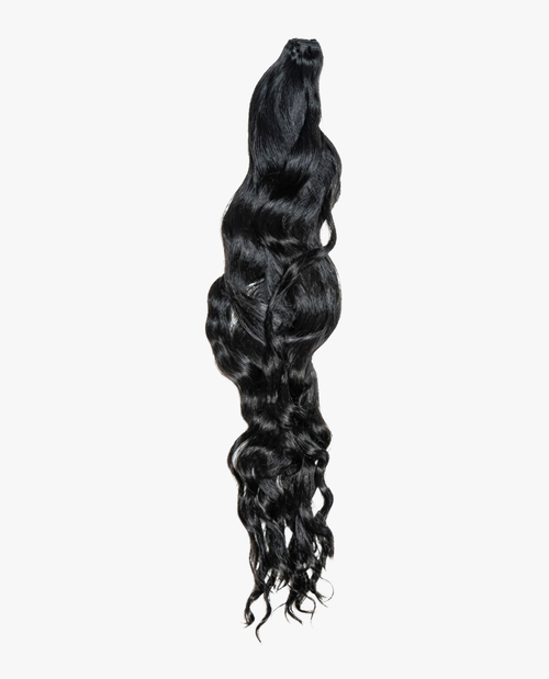 Raw Vietnamese Loose Curly — texture close-up